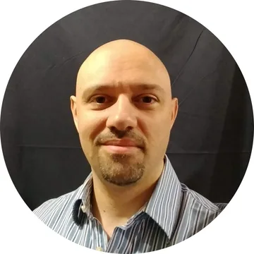 Aris Papaiakovou, founder of ParaSoluciones